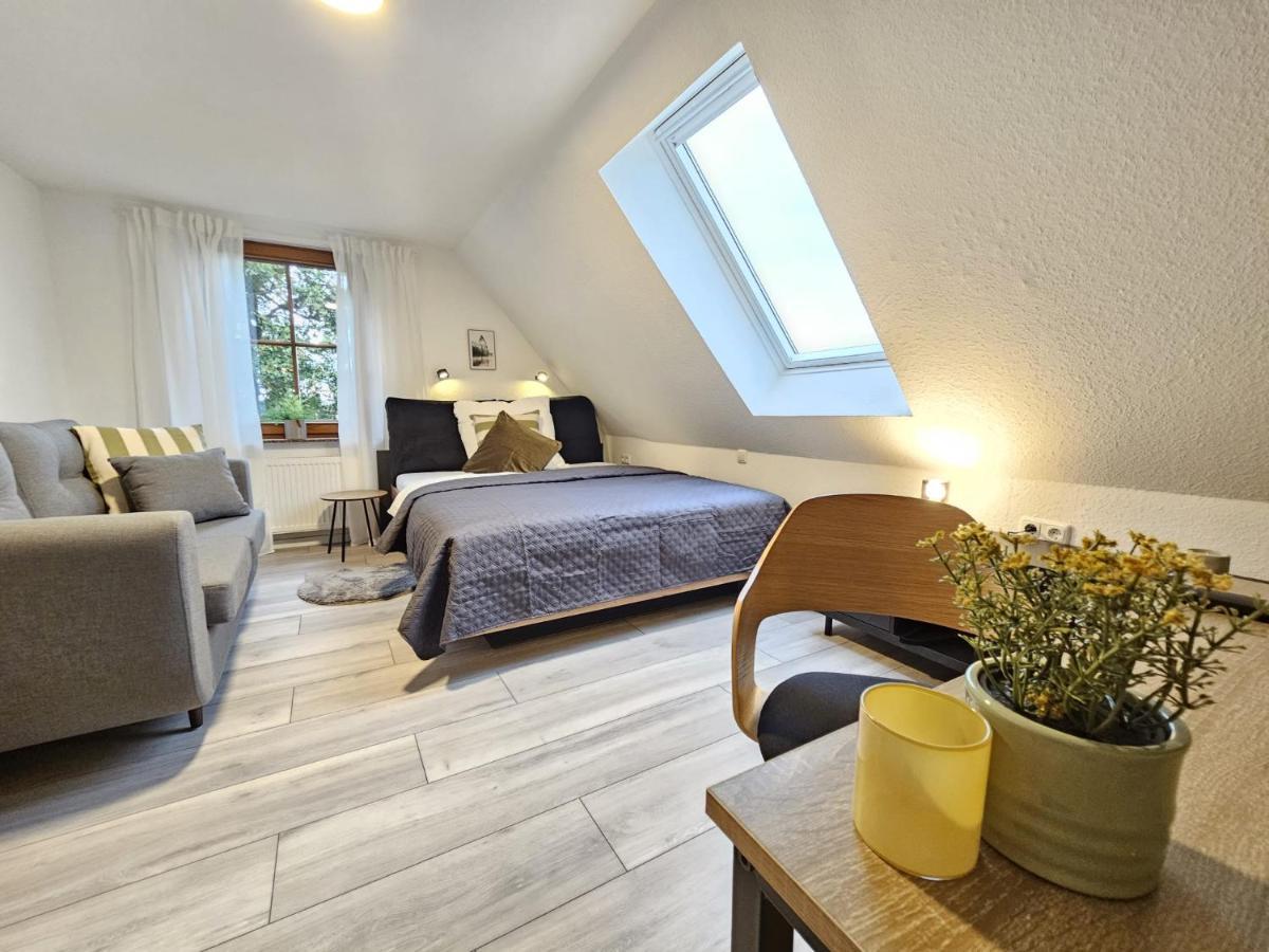 Fewo Am See, Ferienhaus, 7 Schlafzimmer, Waschmaschine, Businesswohnung Salzgitter Exterior photo